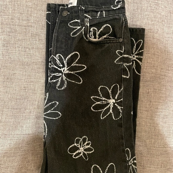 Black Floral Print Jeans - Picture 2 of 3